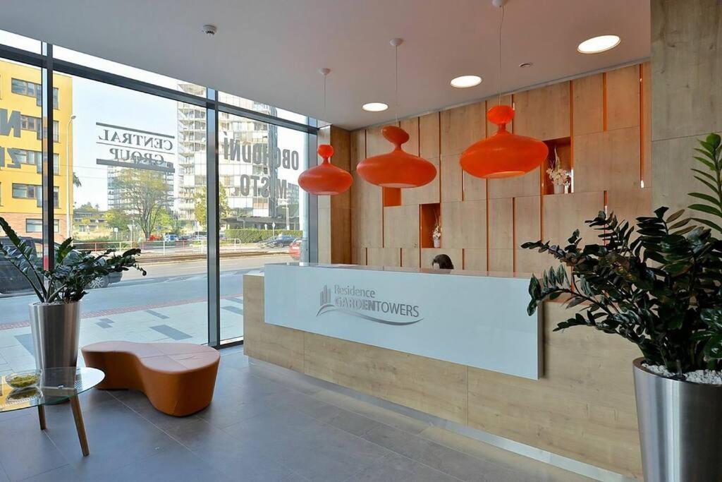 Centrum Park Studio Prag Exterior foto