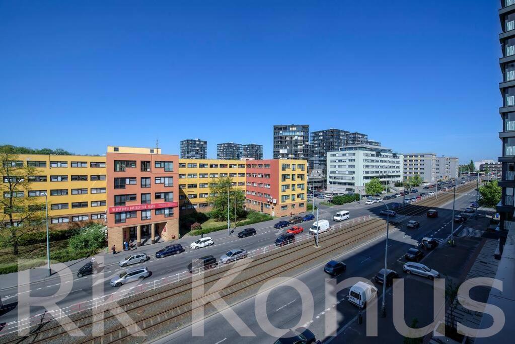 Centrum Park Studio Prag Exterior foto